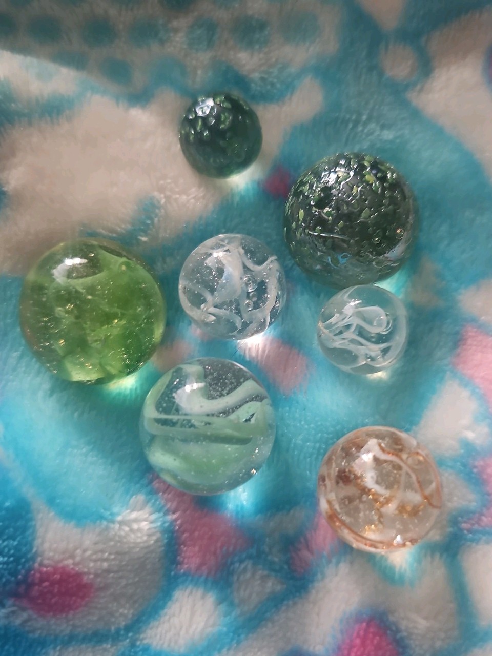 Lot Of 7 Vintage Vacor Glass Marbles, Gold Flakes, Rare Pontil Marking