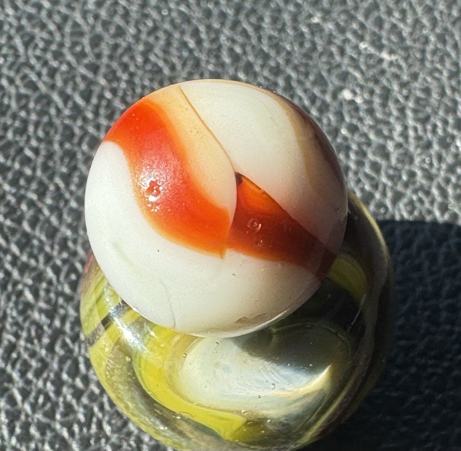 HTF Alley Agate Swirl With A Sprinkle Of Gold AV .54”