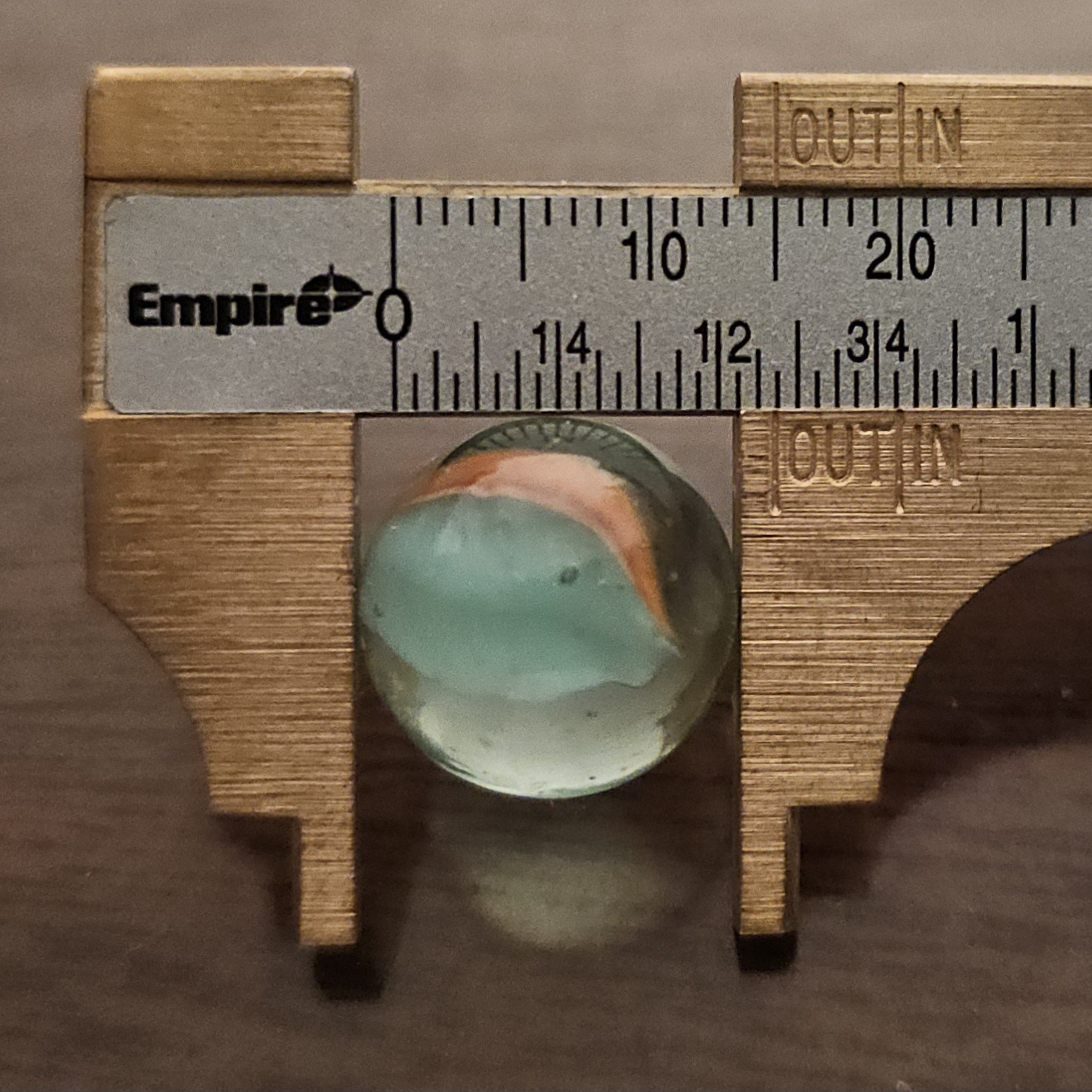 Vintage Red White Blue 3 Lobe Banana Cats Eye .593 Glass Marble