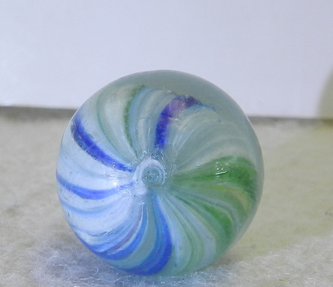 #16466m Slightly Shrunken German Handmade Onionskin Marble .69 Inches