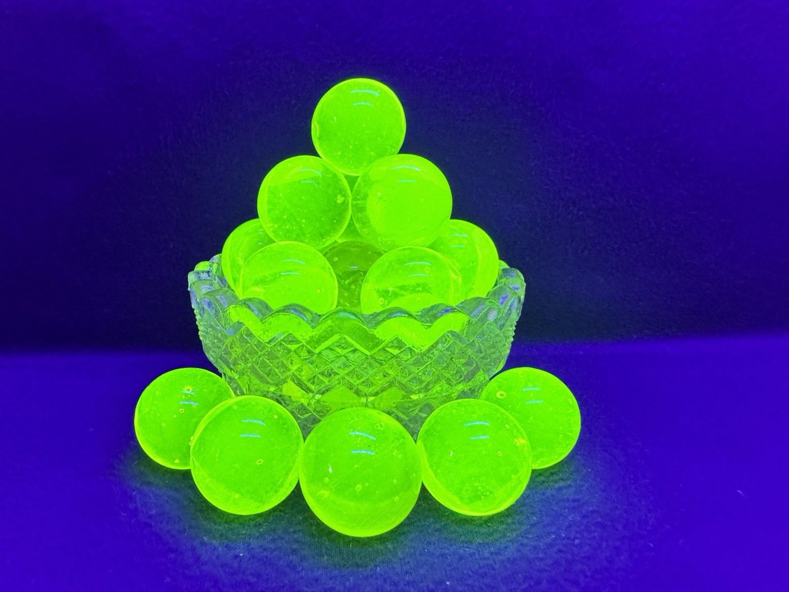 Uranium Glass Vaseline Playing Marble 20mm Glows In UV Hand Made Price For 1