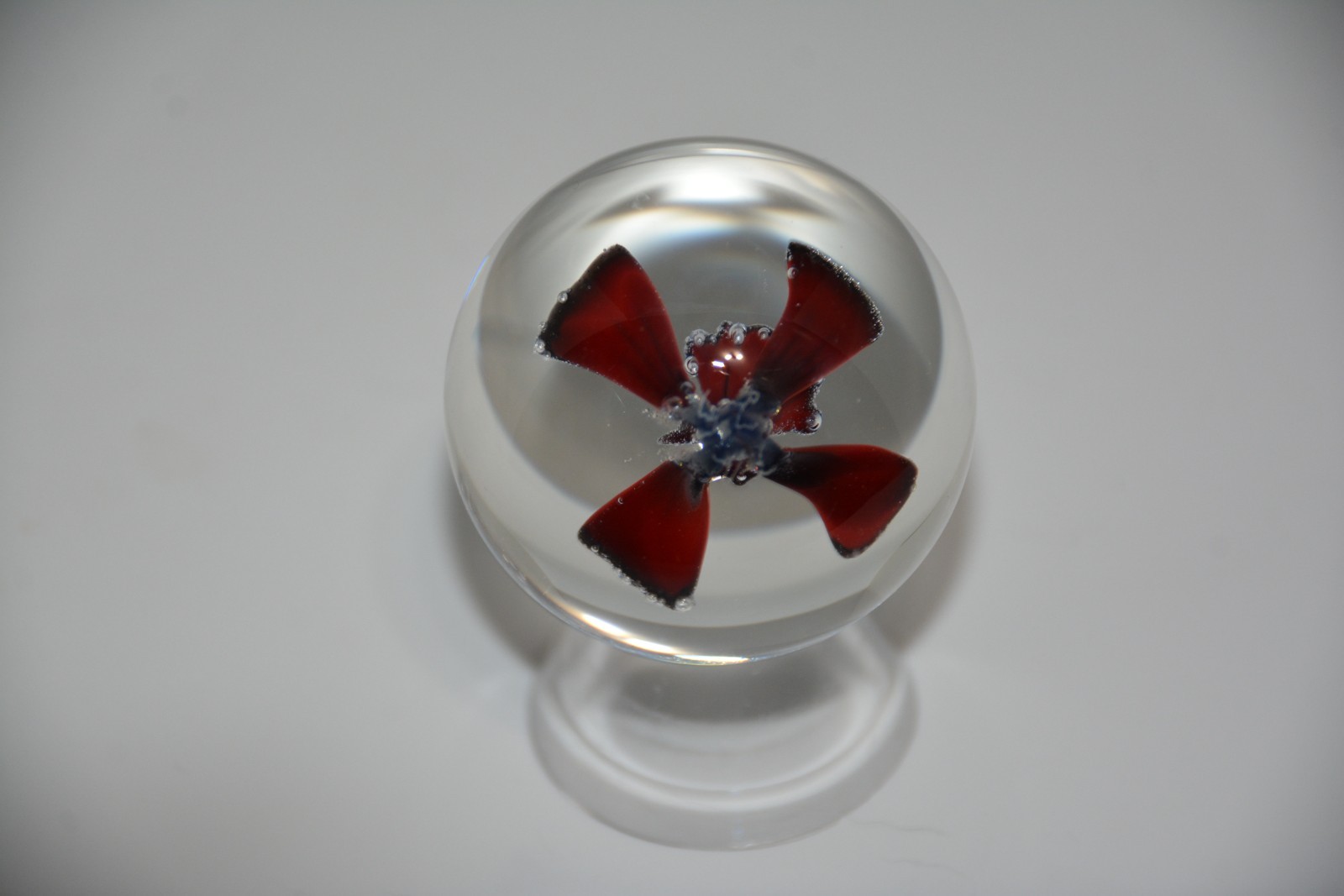 Contemporary art glass handmade borosilicate “flower” marble 1.654 inches tall