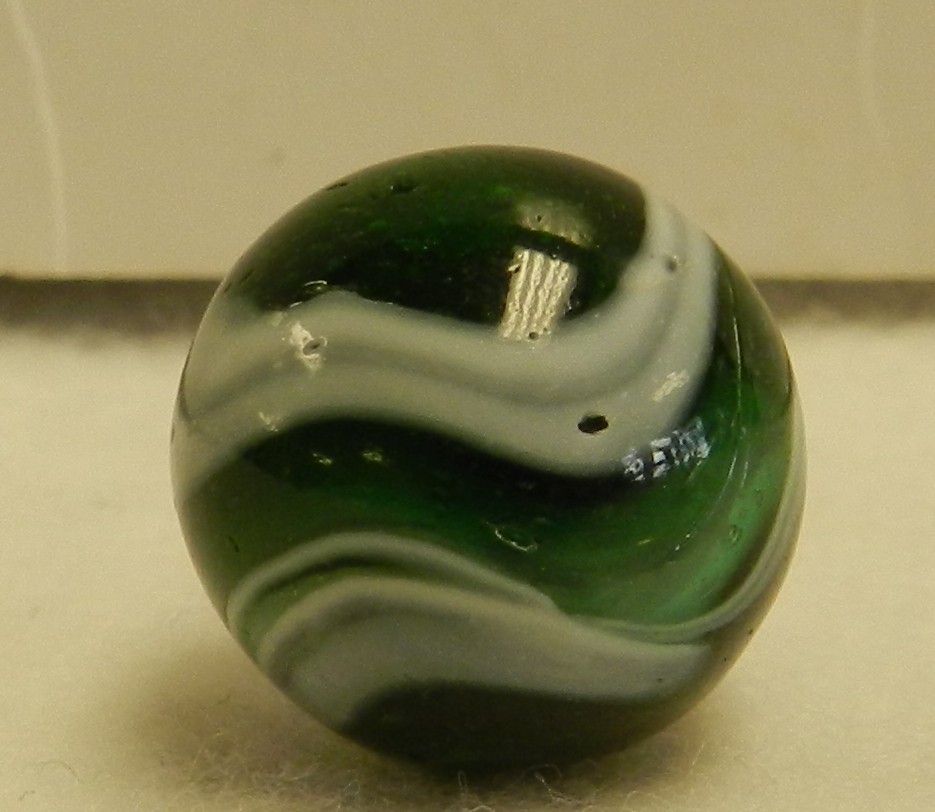 #19860m Vintage Yasuda Glass Transition Transitional Marble .69 Inches Mint —