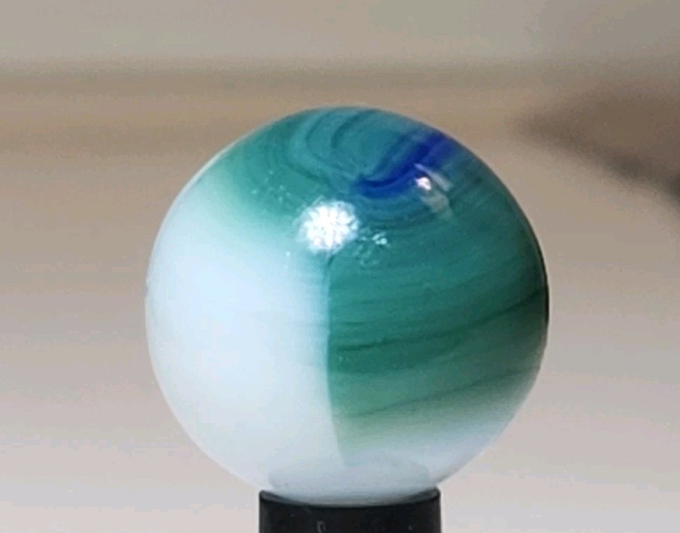 AKRO AGATE CO. ‘Patch’ .58″ Vintage Marble