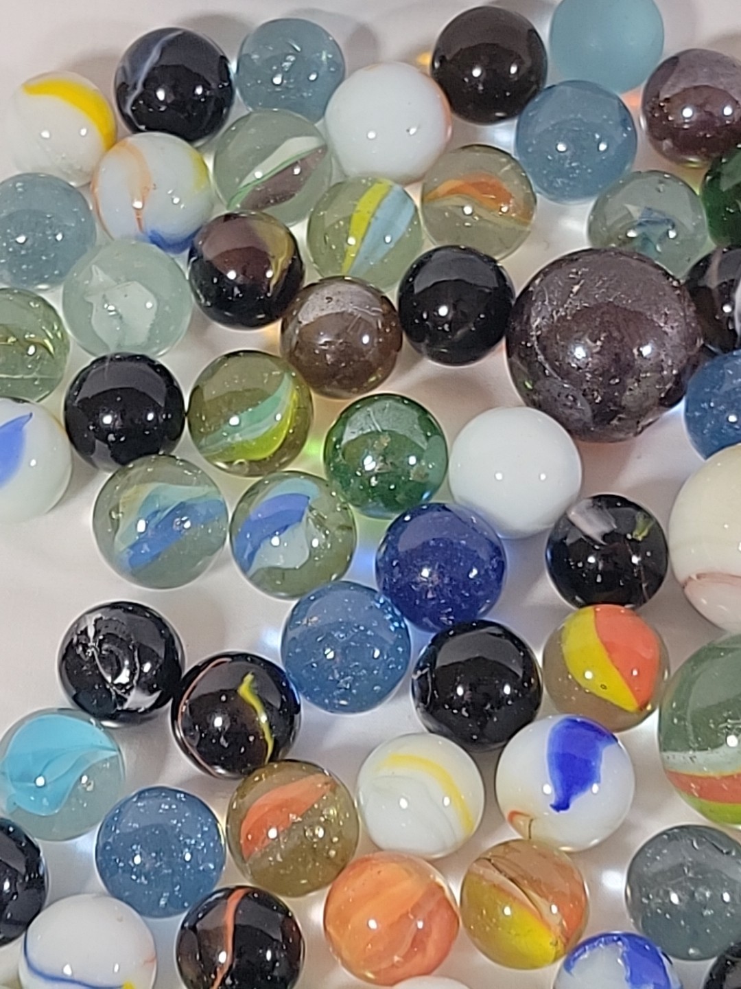 Glass Marble Mixed Lot Clear Opaque Various Sizes Solid Swirl 225+ pc 2 lb 12 oz