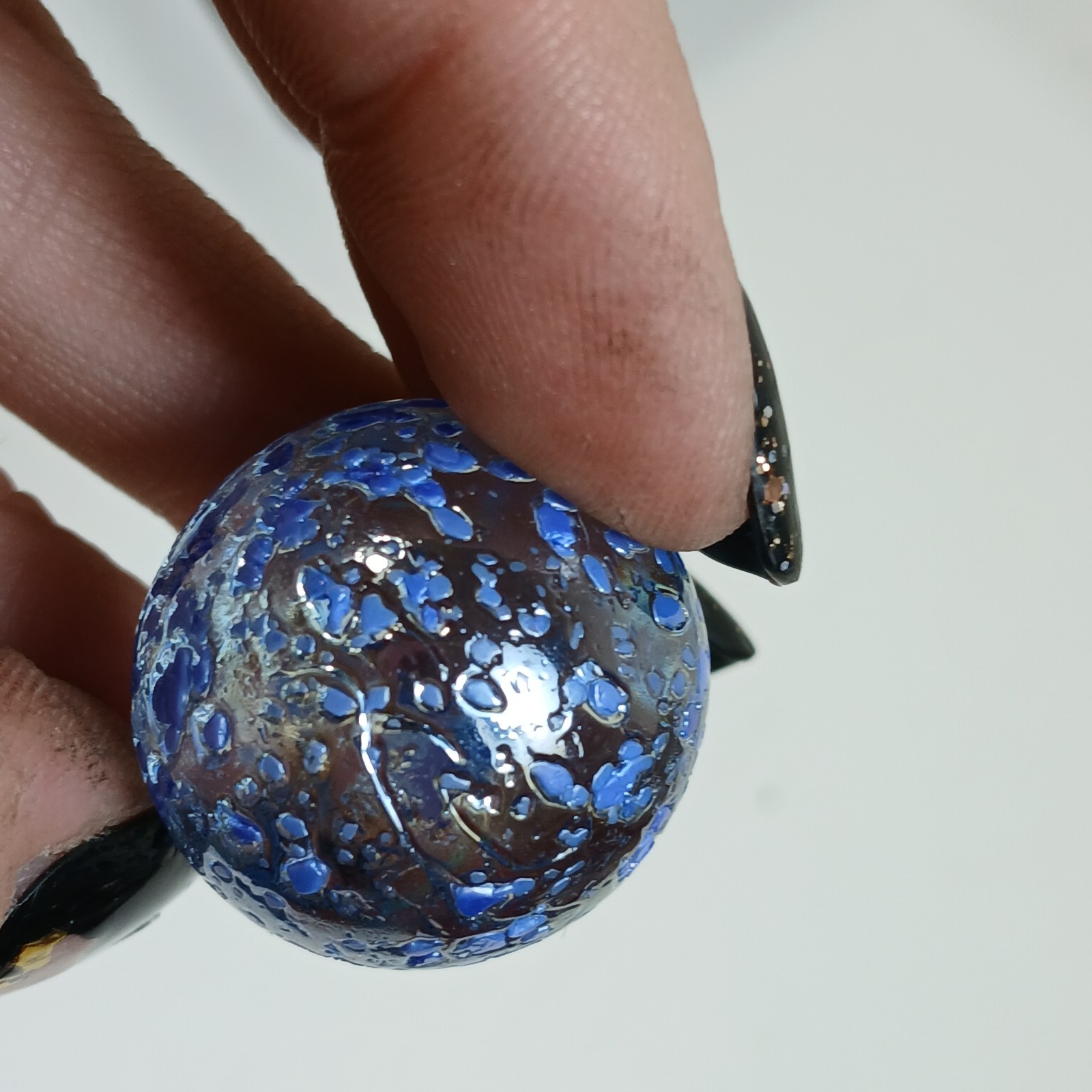 Vintage Akro Agate Shooter Confetti Blue Speckles 1″ Glass Marble Clear