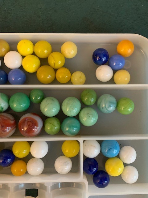 Lot 75 Mixed Glass Marble Collection Swirls, Cat’s Eyes & More Sizes 1/2″-3/4″