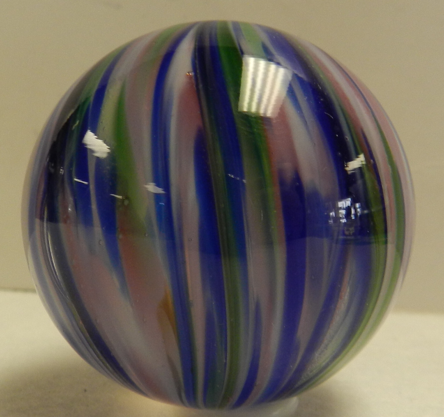 #17474m Large 1.83 Inches Handmade Contemporary Marble *Mint*