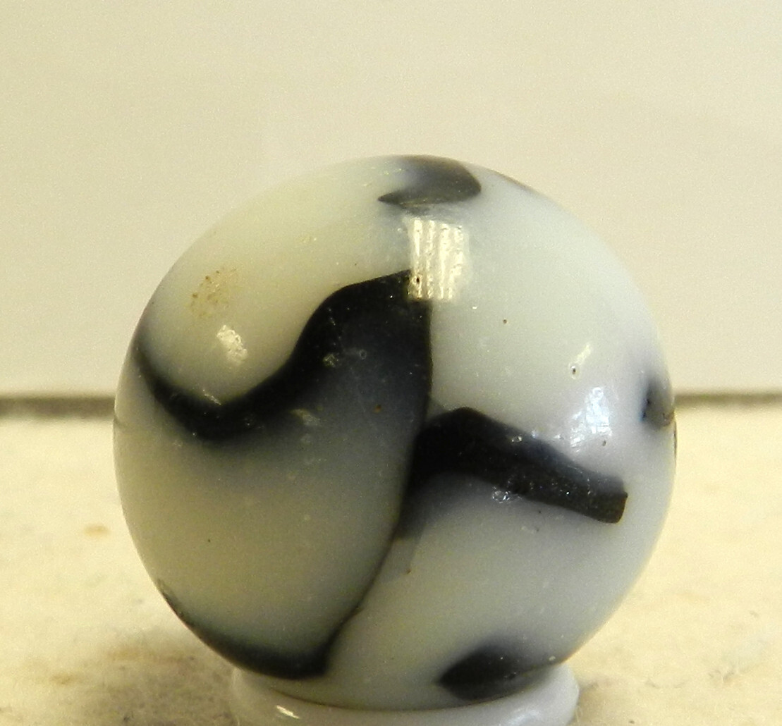 #16437m Huge .93 Inches Vintage Peltier Glass NLR Zebra Marble With Aventurine