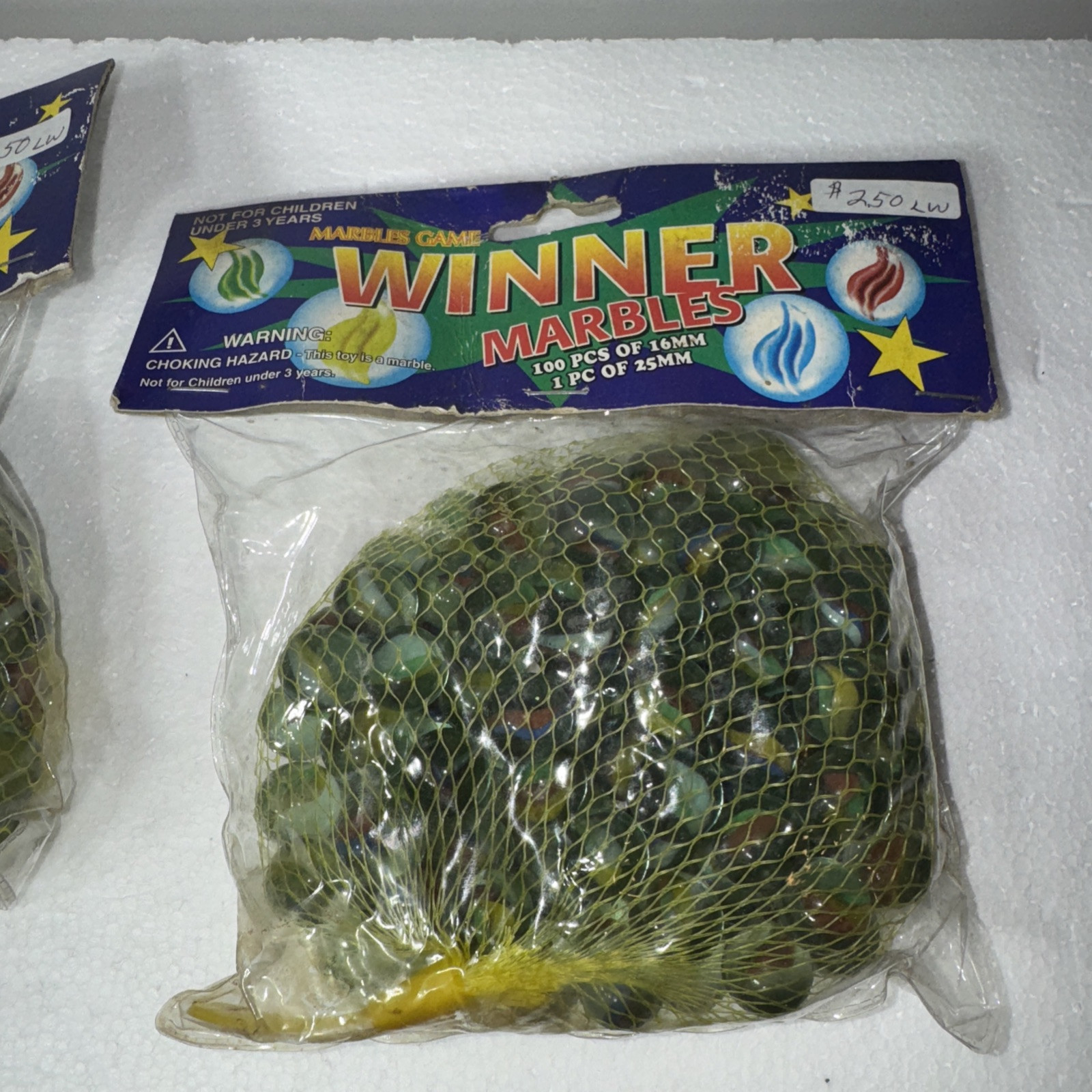 Winner Marbles/ Marbles Game 100pc Of 16 mm/ 1pc Of 25mm NOS