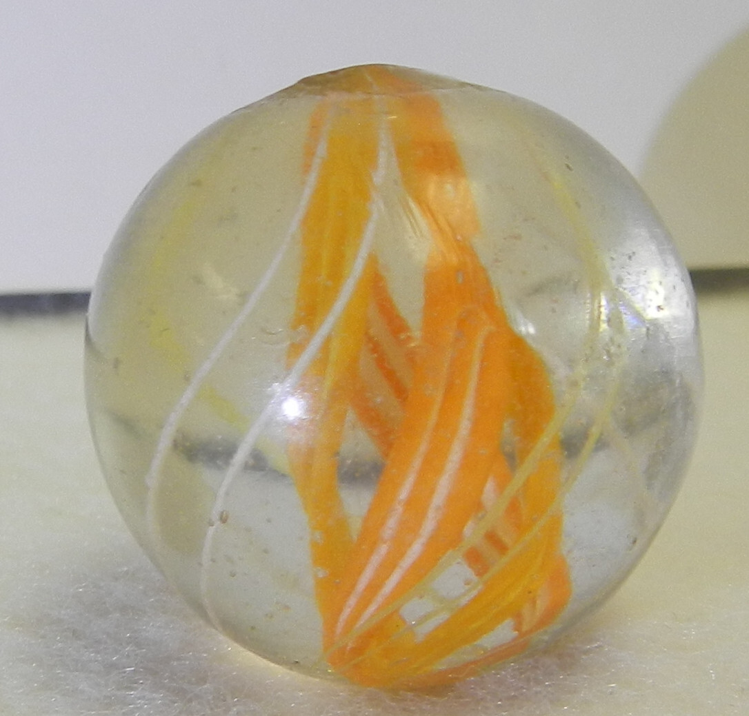 #18682m Large 1 Inch Vintage German Handmade Divided Ribbon Swirl Marble