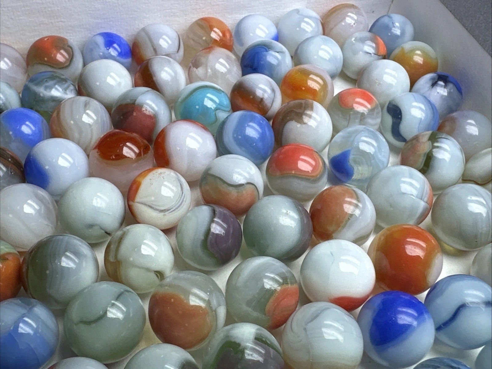 191 Lot Of 100 Vitro Agate Phantom Conqueror/Conqueror Vintage Marbles!