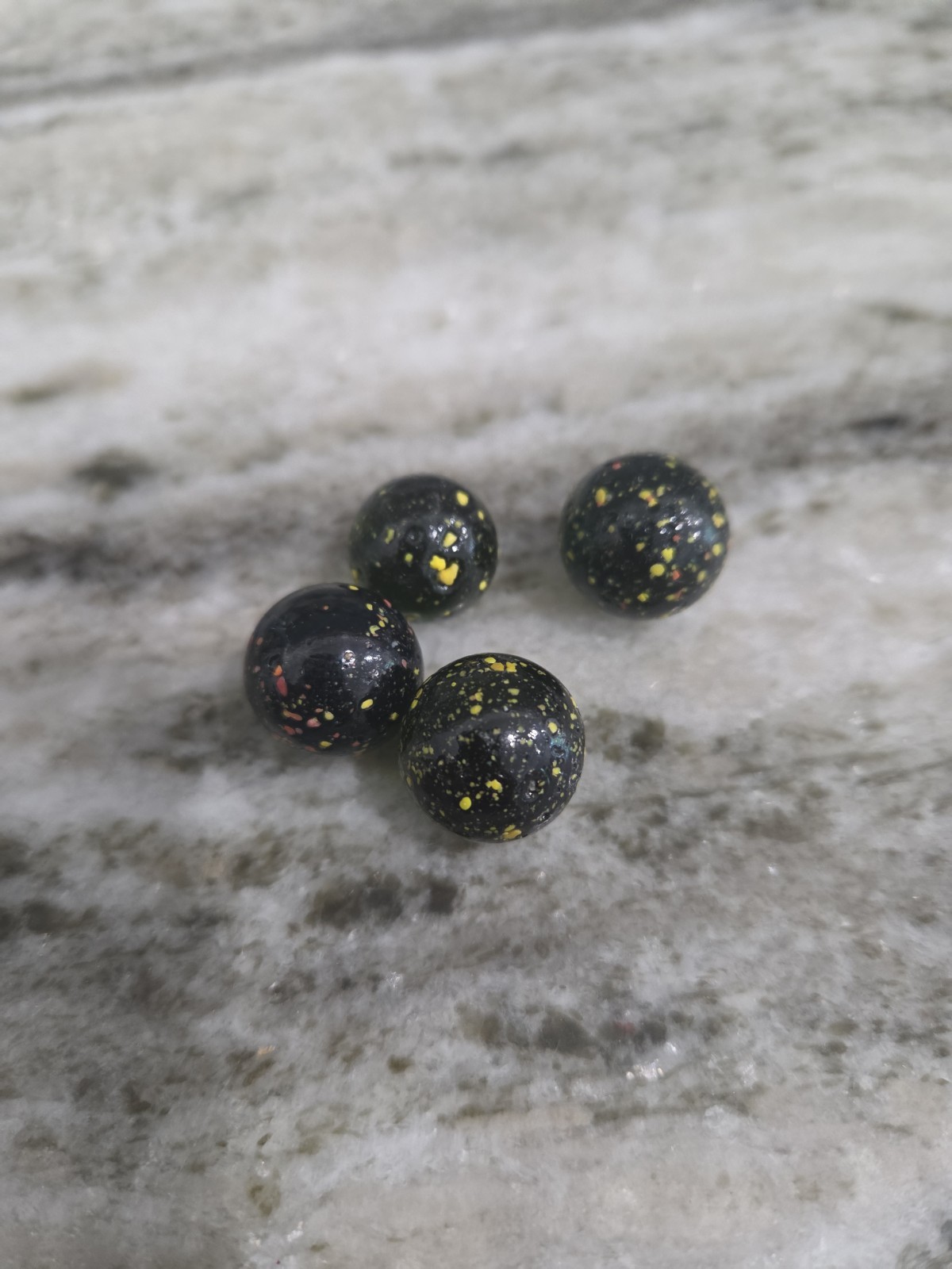 Vacor ? Destroyer Confetti Marbles Lot of 4 Glass Dark Yellow Specs Vintage