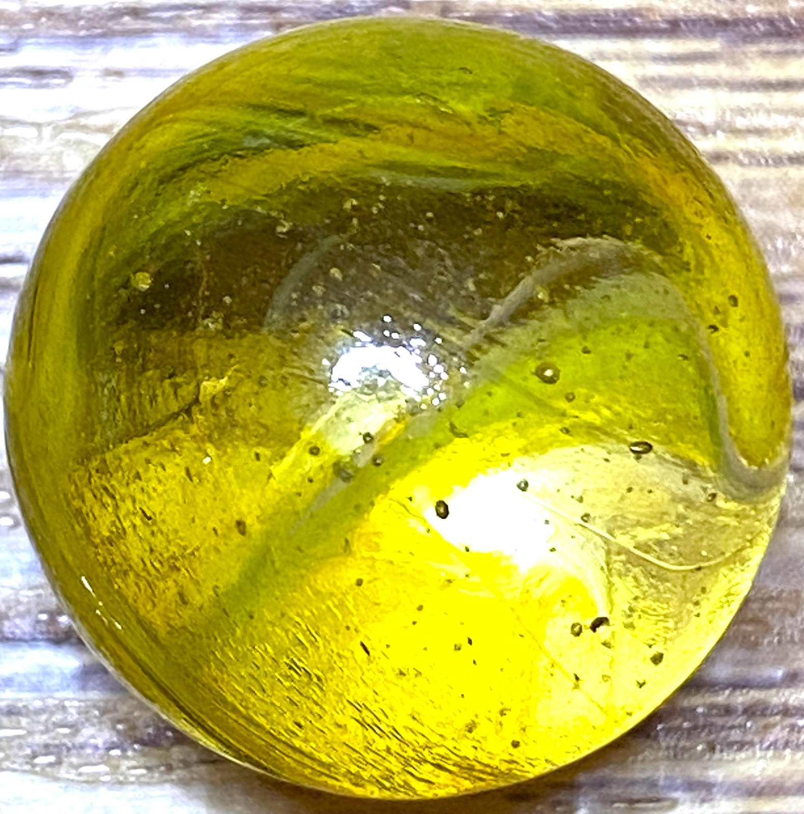 DAS/JABO UNIQUE LOOKING LEMON DROP THIN-LINED SWIRLED RAMSHEAD SHOOTER .75″ M771