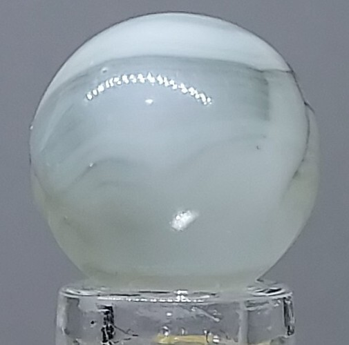 Vintage Vitro Conqueror Marble 5/8 Inch Near-Mint Condition