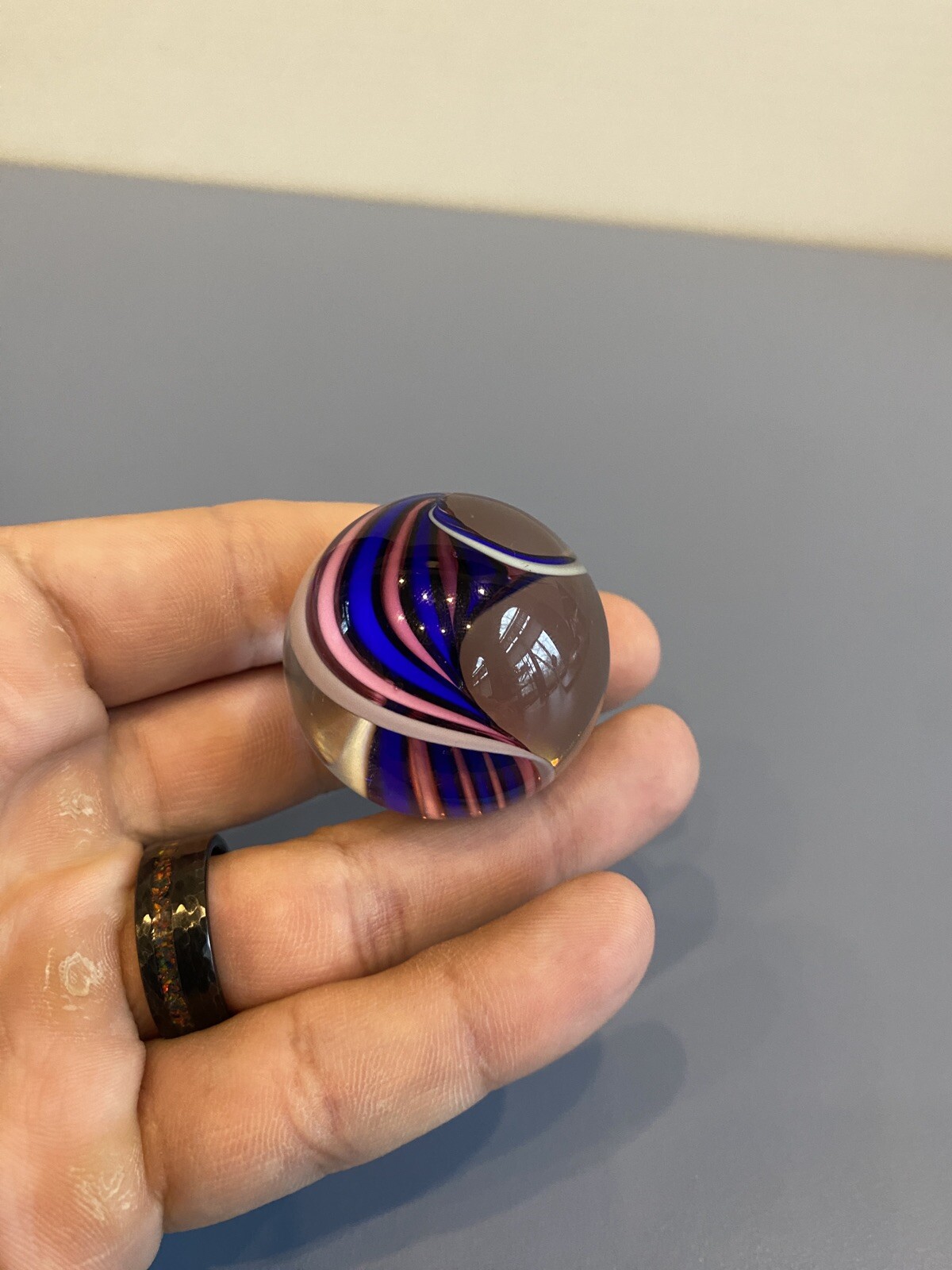 BEAUTIFUL Blue Pink & White Swirled Art Glass Marble W/Stand 1.5″