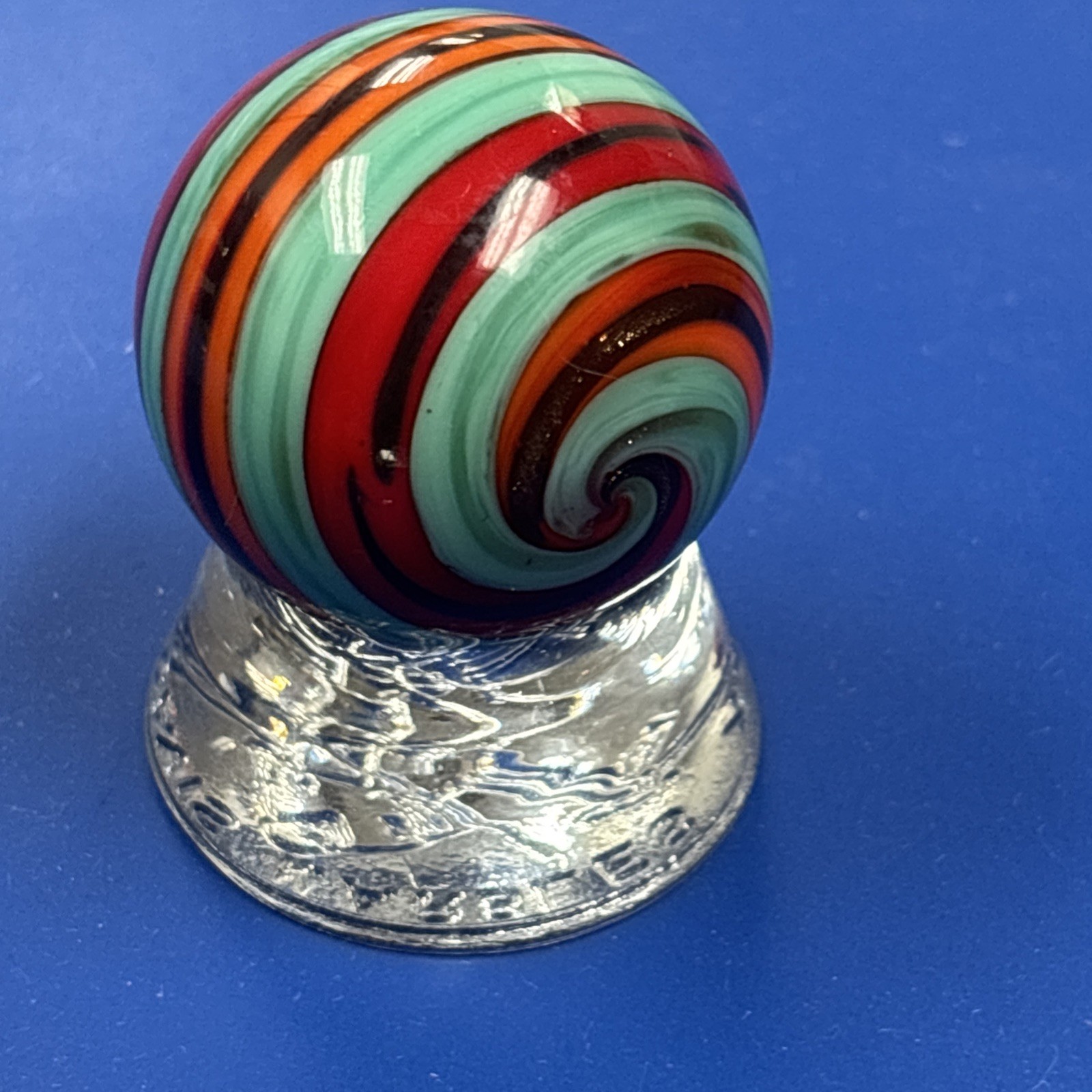 Stunning contemporary swirl marble #223