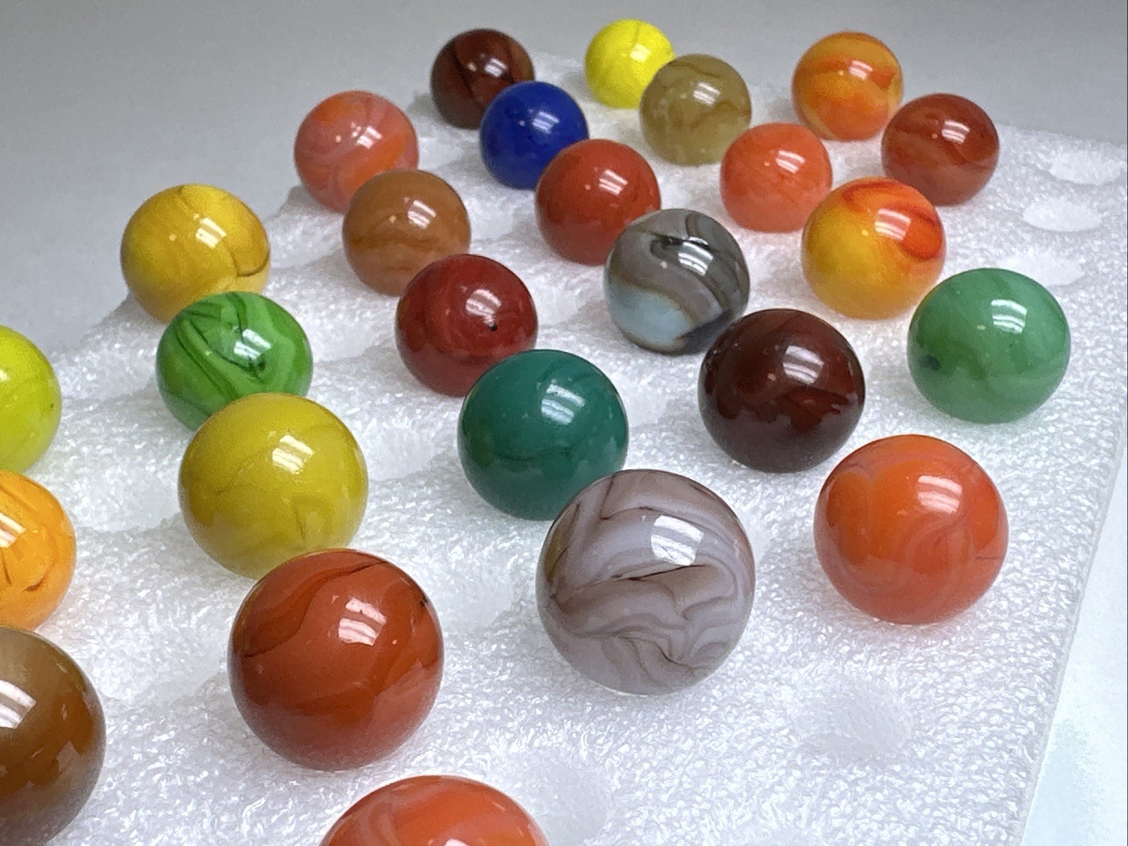 291 Lot Of 27 Jabo Swirl Marbles!