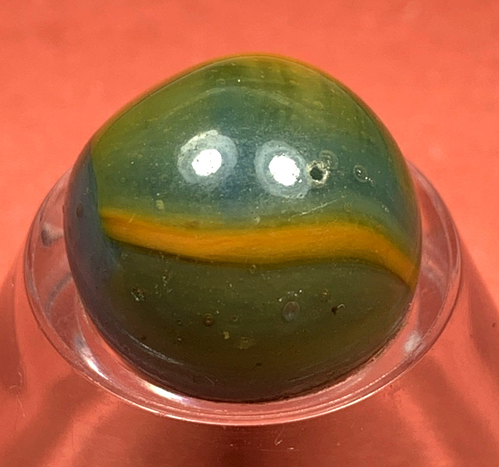 KILLER VITRO HYBRID PARROT / COLLECTOR’S MARBLE .61″ BOX02/307