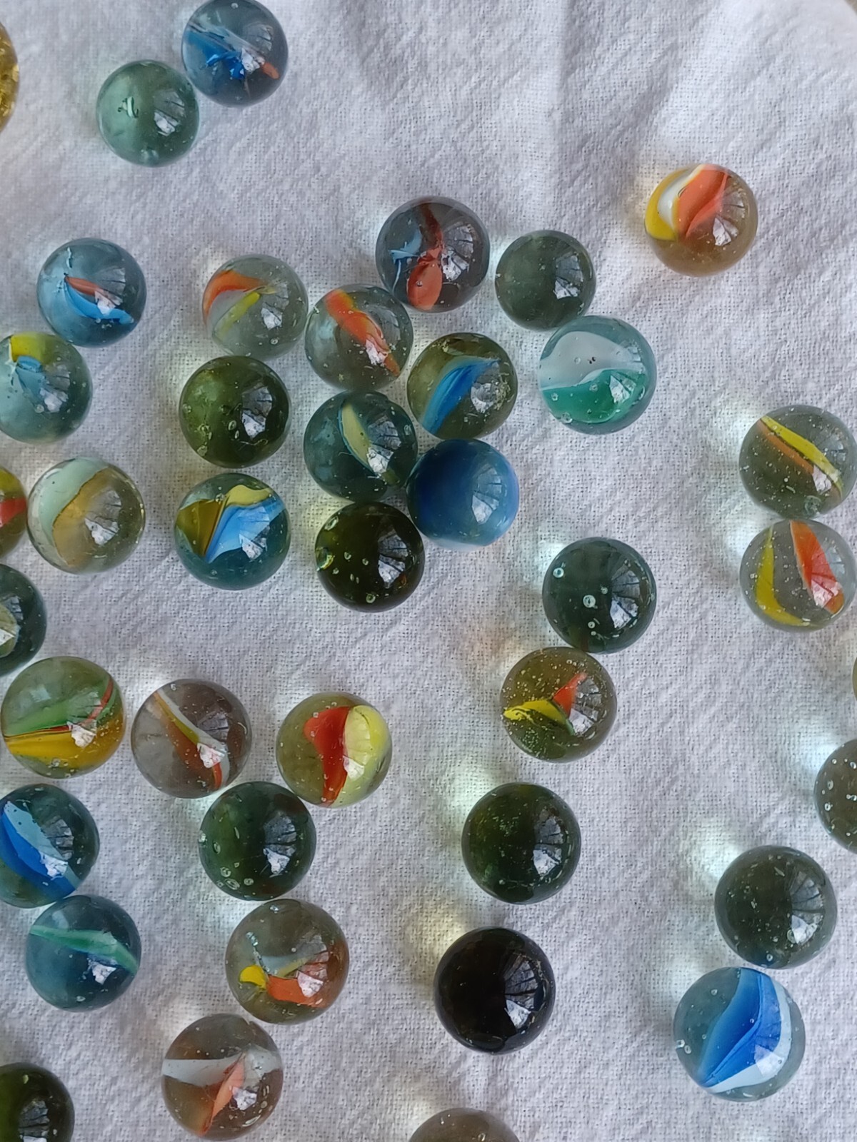 Marbles Lot of 100 +3 big multi-colored swirl