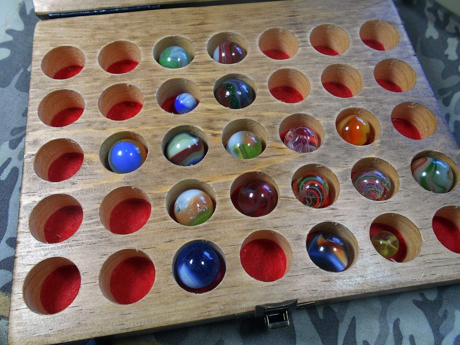 hand made marbles display keeper case box wood beautiful #003 AKRO PELT VITRO