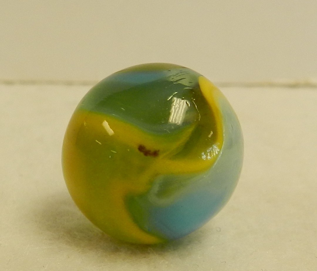 #21030m Vintage Peltier Glass Swirl Marble .64 Inches