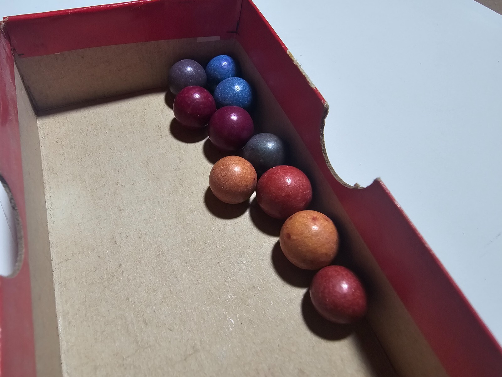 ~10~ CLAY MARBLES 5 DIFFERENT COLORS BLUE PURPLE PEACH RED GERMANY TOY