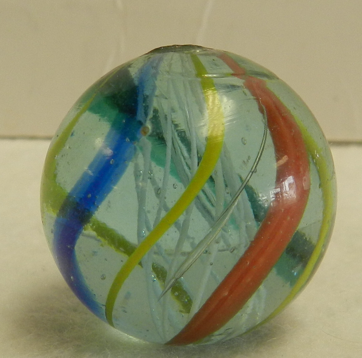 19177m Large 1.18 In Tinted Glass German Handmade Latticino Swirl Shooter Marble