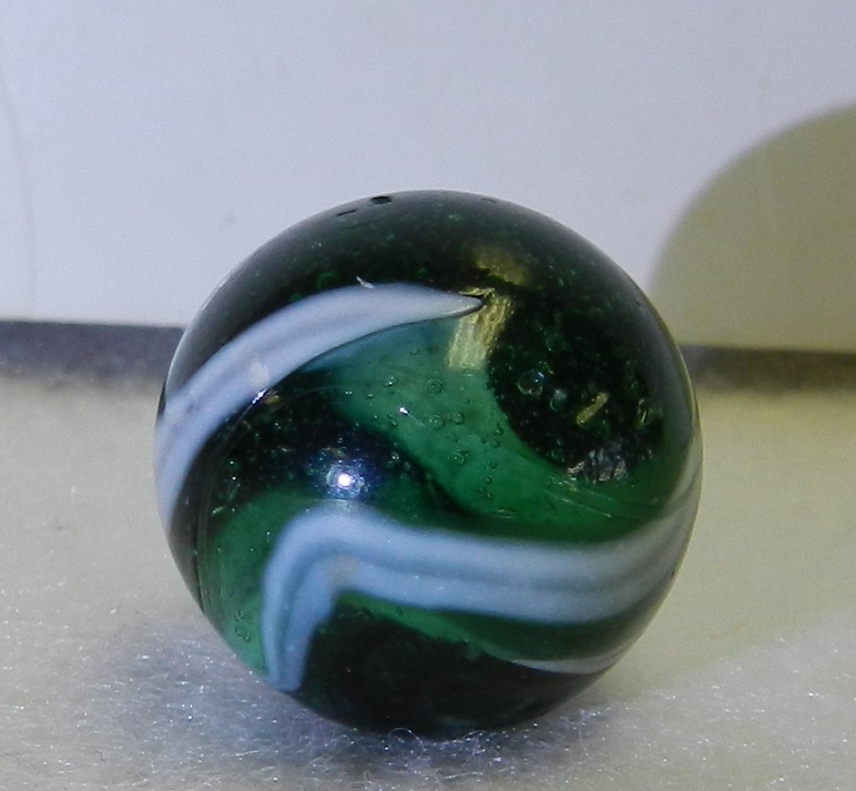 #19860m Vintage Yasuda Glass Transition Transitional Marble .69 Inches Mint —