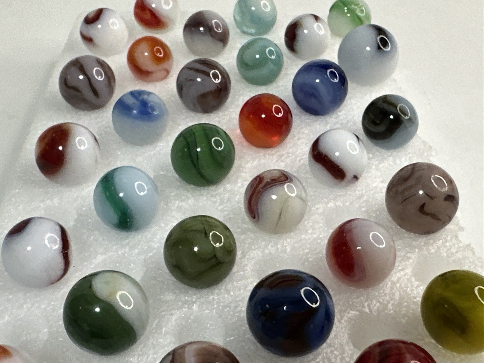 410 Lot Of 30 Jabo Swirl Marbles!