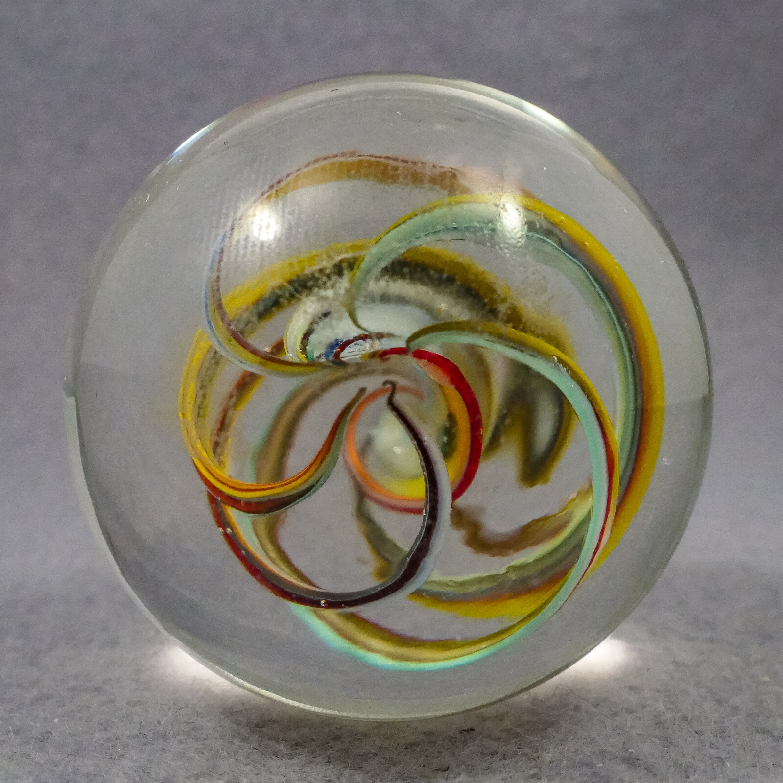 BB Marbles: CONTEMPORARY, Gentile Glass. 1-13/16″. Mint (9.9). (BB857)