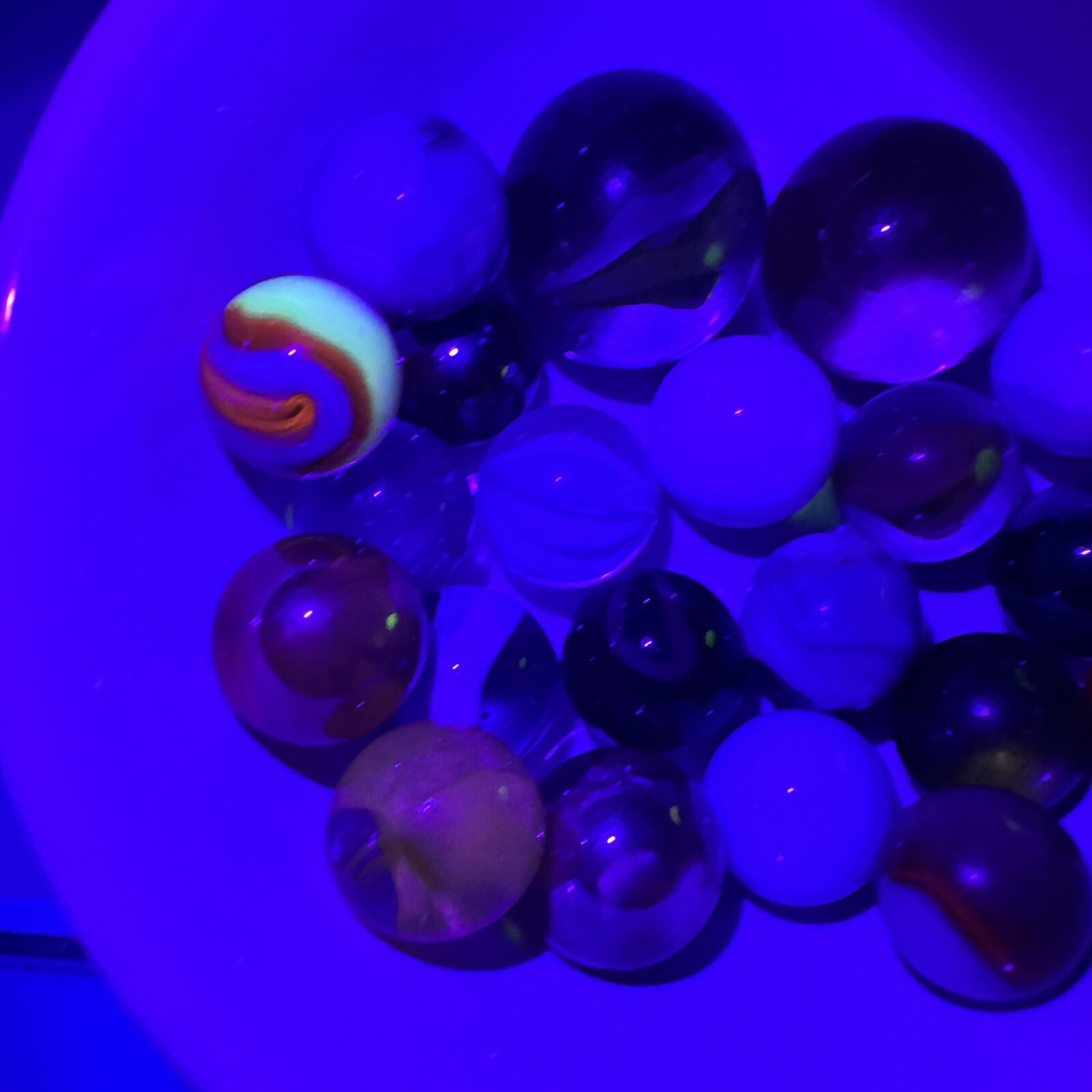 Vintage Marble Lot Of MARBLES UV Reactive Cadmium Uranium Lot #80
