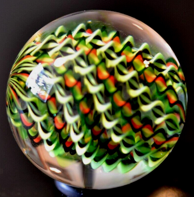 JOSHUA JUSTICE GLASS MARBLE/1.563″-10 CANE BLACKLIGHT STUNNER-GREEN,RED,YLW,BLK