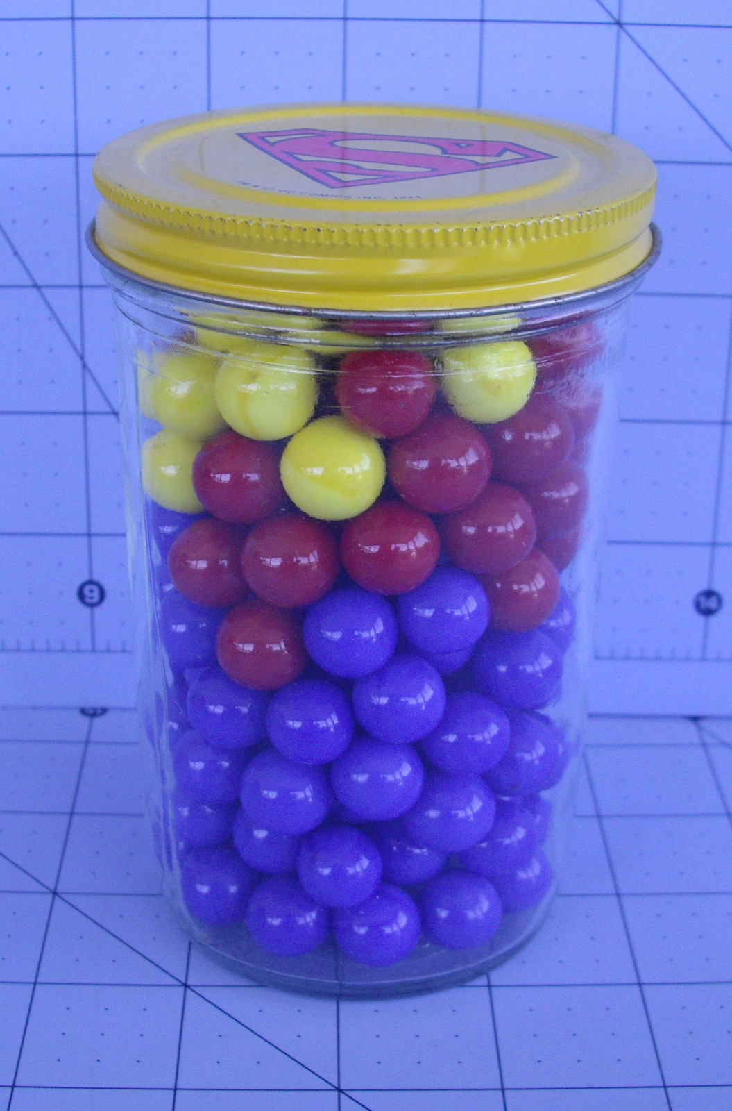Superman Peanut Butter Jar 150 Marbles Red & Blue & Yellow Free Shipping in USA