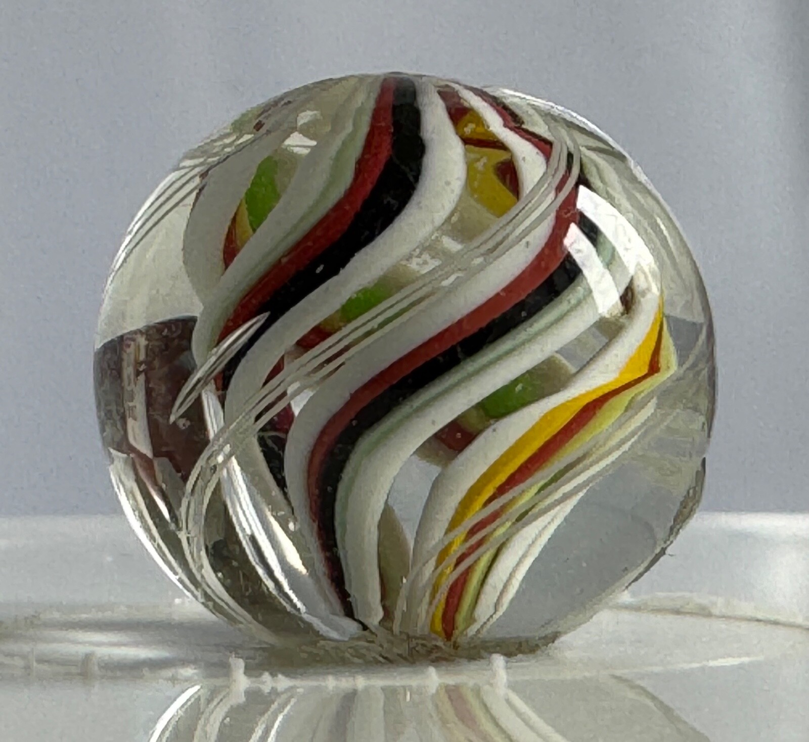 Unusual Coloured 4 Ribbon Divided Core Marble 18mm (23/32”)