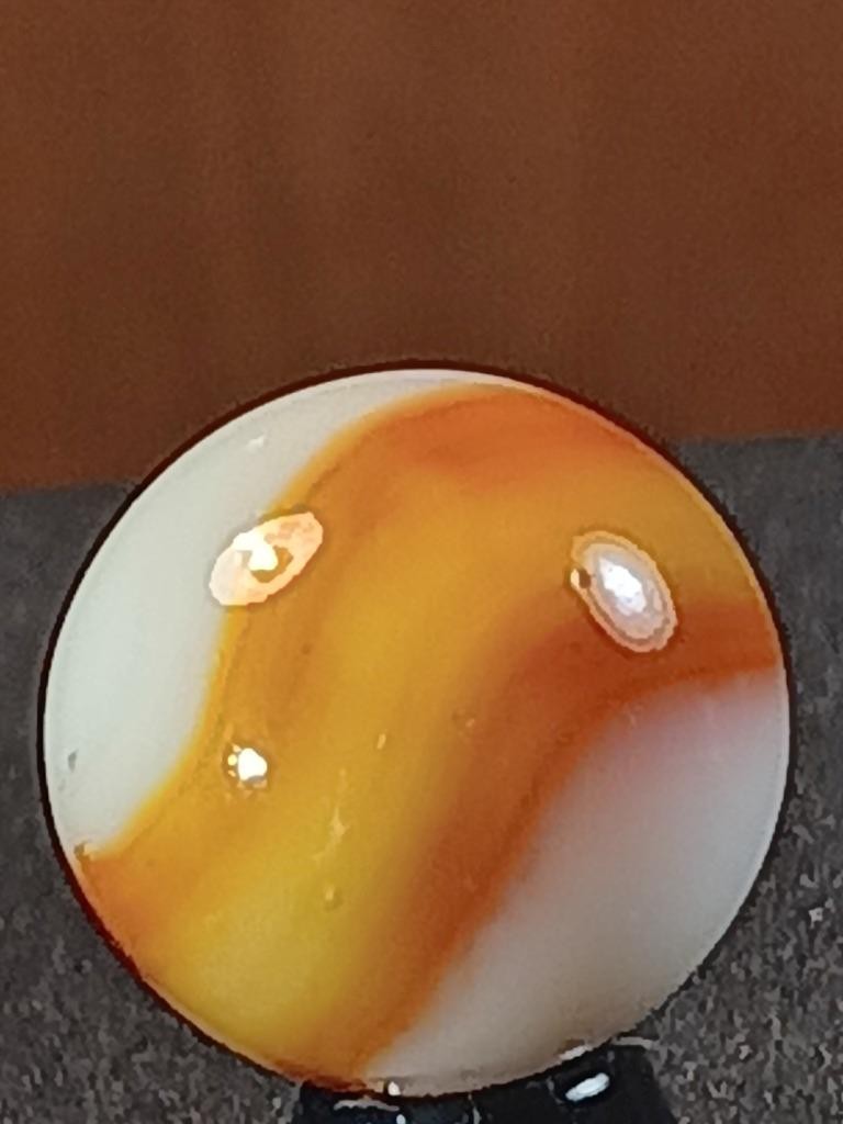 19/32″ Peltier Candy Orange Pearl White Rainbo Near Mint Serious Marble B333