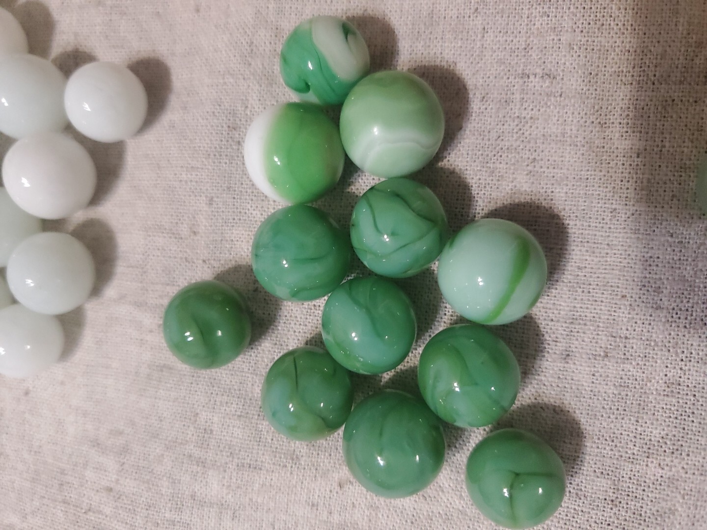 Lot of 140+ Antique Vintage Glass Marbles Swirl Blue Yellow Green Red White +