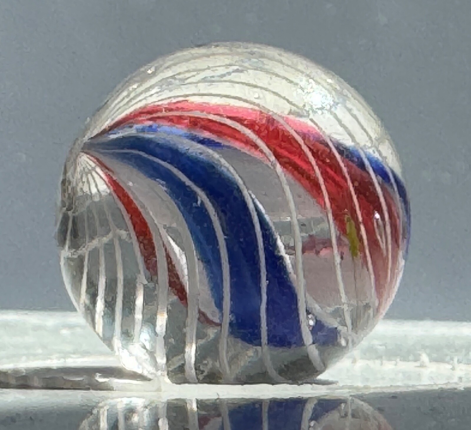 Caged 4 Ribbon Divided Core Marble 17mm (11/16”)
