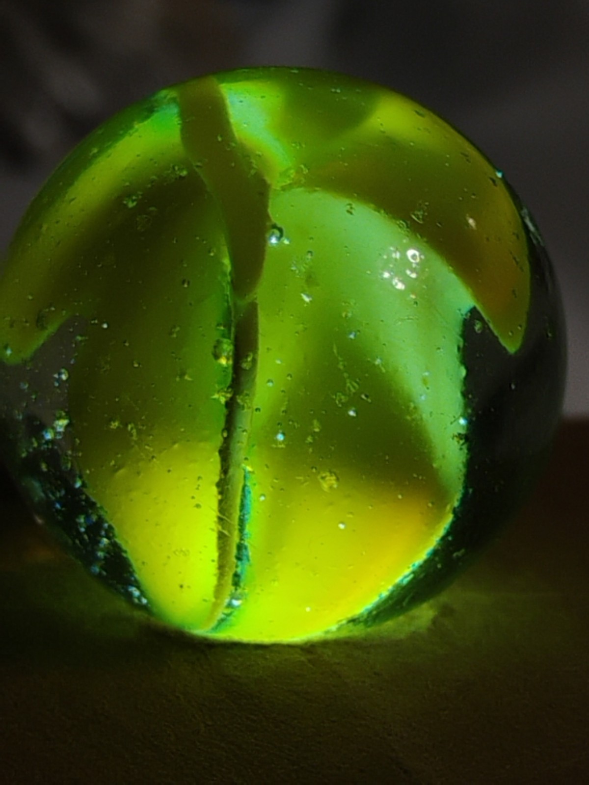 Vintage Crazy .95 Vitro Peltier Marble King Hybrid Cobra Shooter Size Marble ?