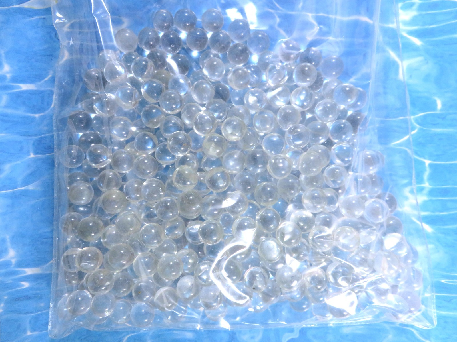 Clear Round Marbles For Crafts Or Décor 2 Pounds 8 Ounces 1/2 Inch
