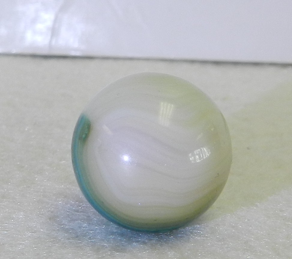 #19887m Nice Looking Vintage Vitro Agate Marble .61 Inches Near Mint