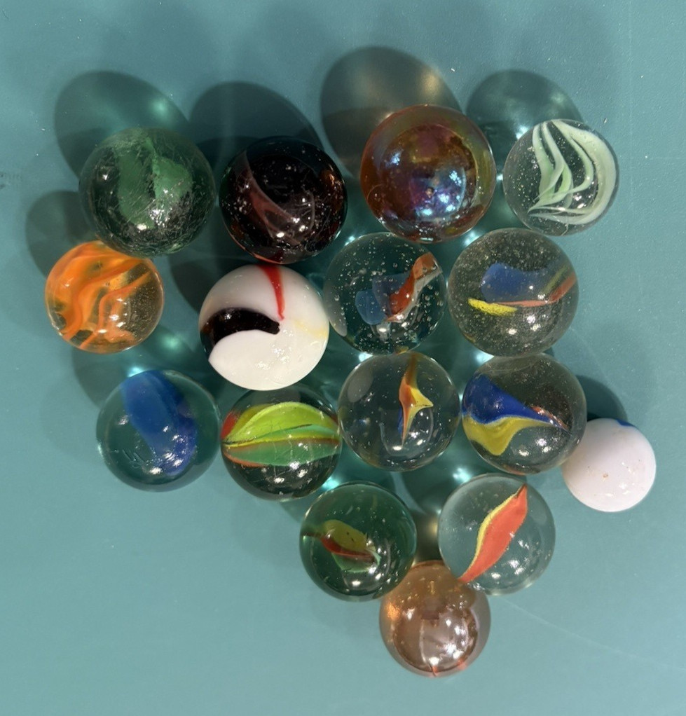 Lot of 16 Glass Marbles MOSTLY 20mm