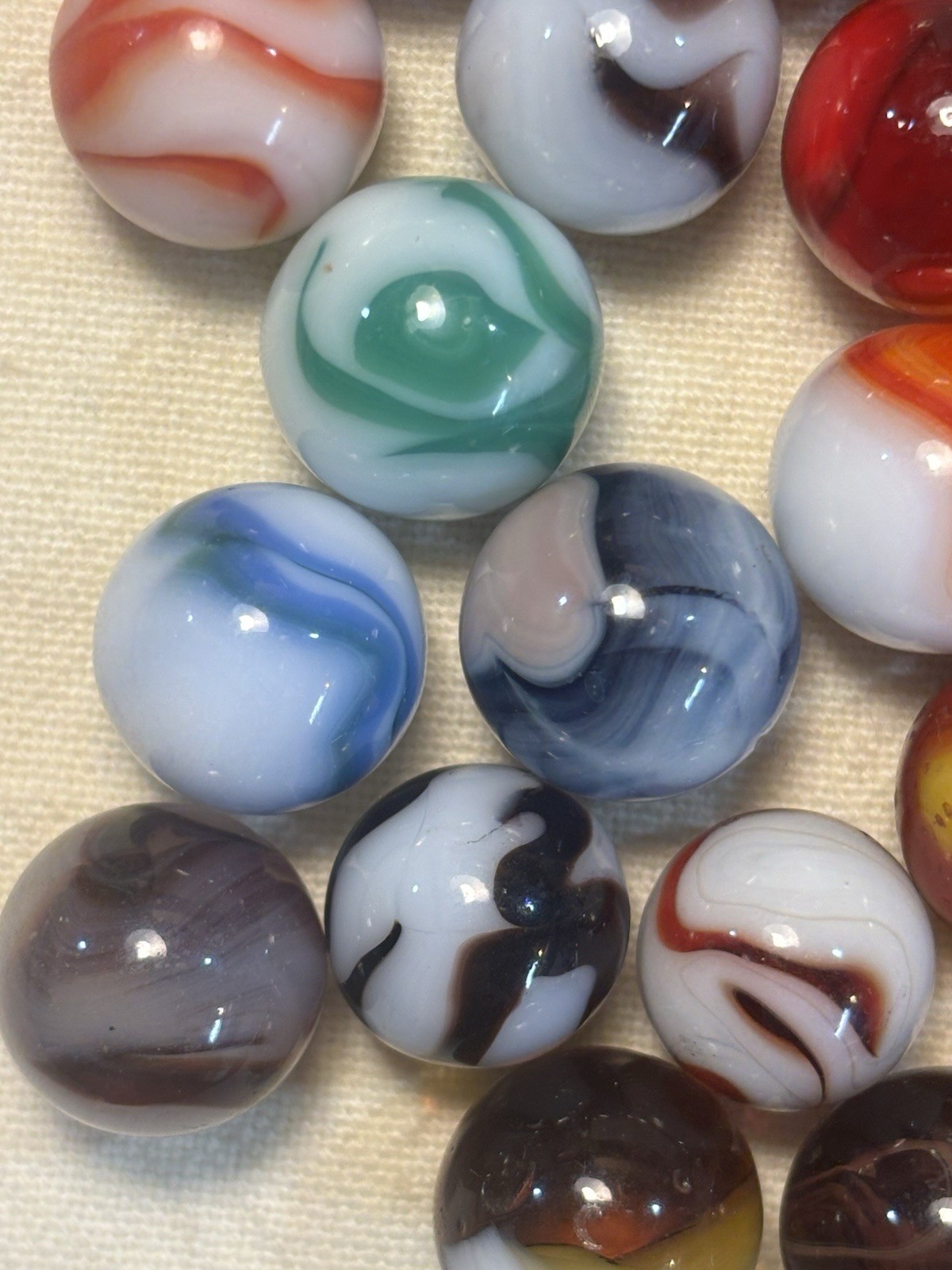 Peltier, Vitro, Marble King, West Virginia, Lot Of 33 Vintage Glass Marbles