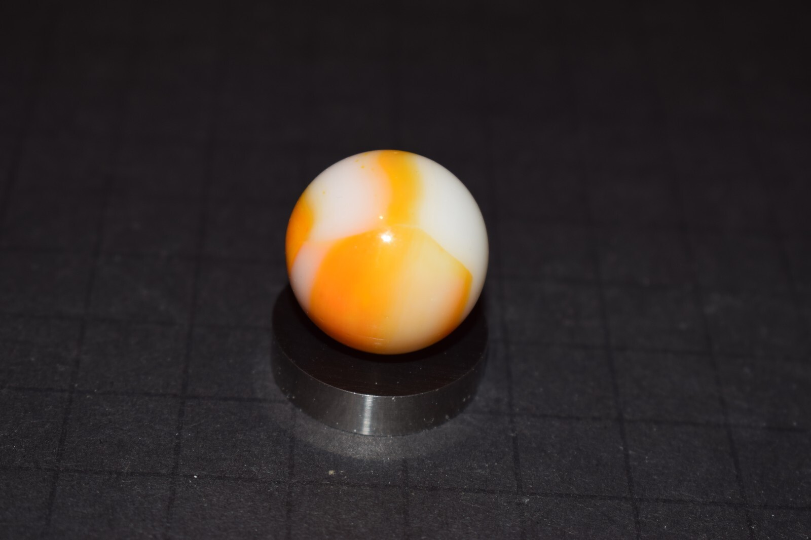 Vintage Peltier 🍊Orange Rainbo Toy Marble🦶 Toe Braker Size 921″=59/64″ NM