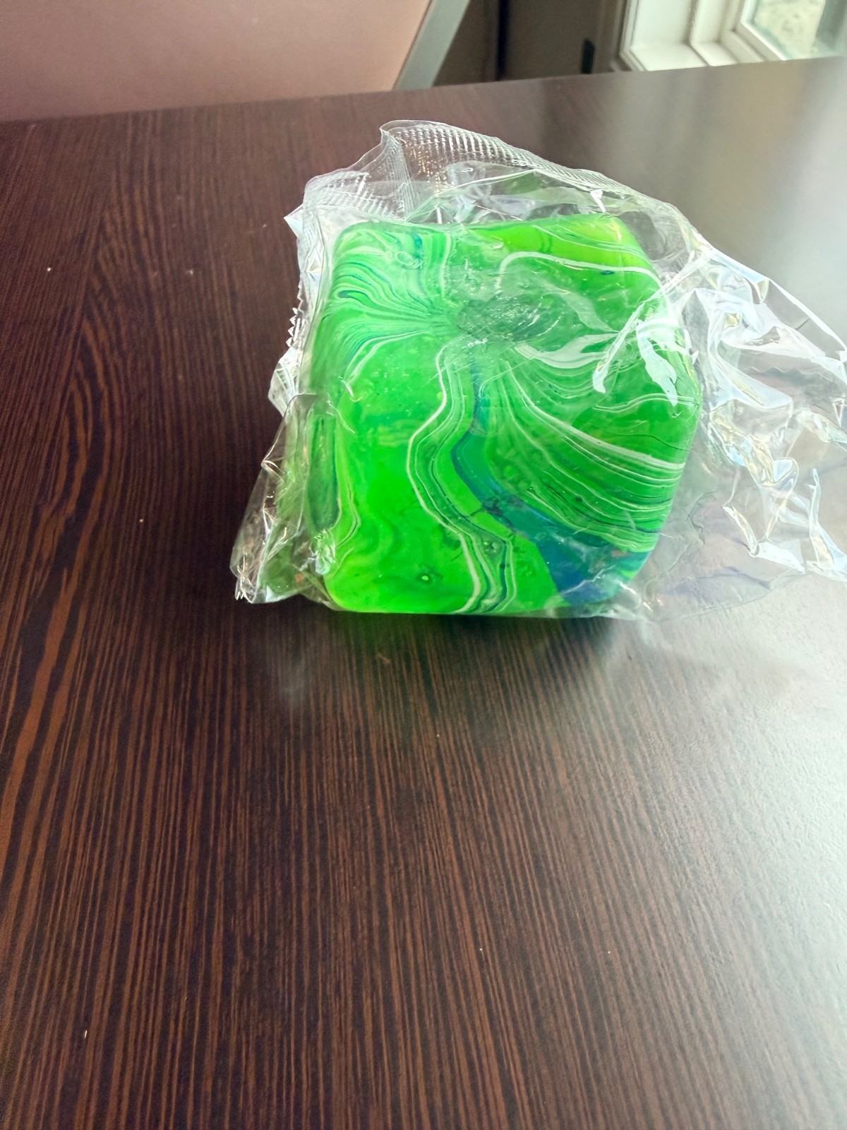 NeeDoh Nice Cube Swirl Super Soild squish 2.25inch