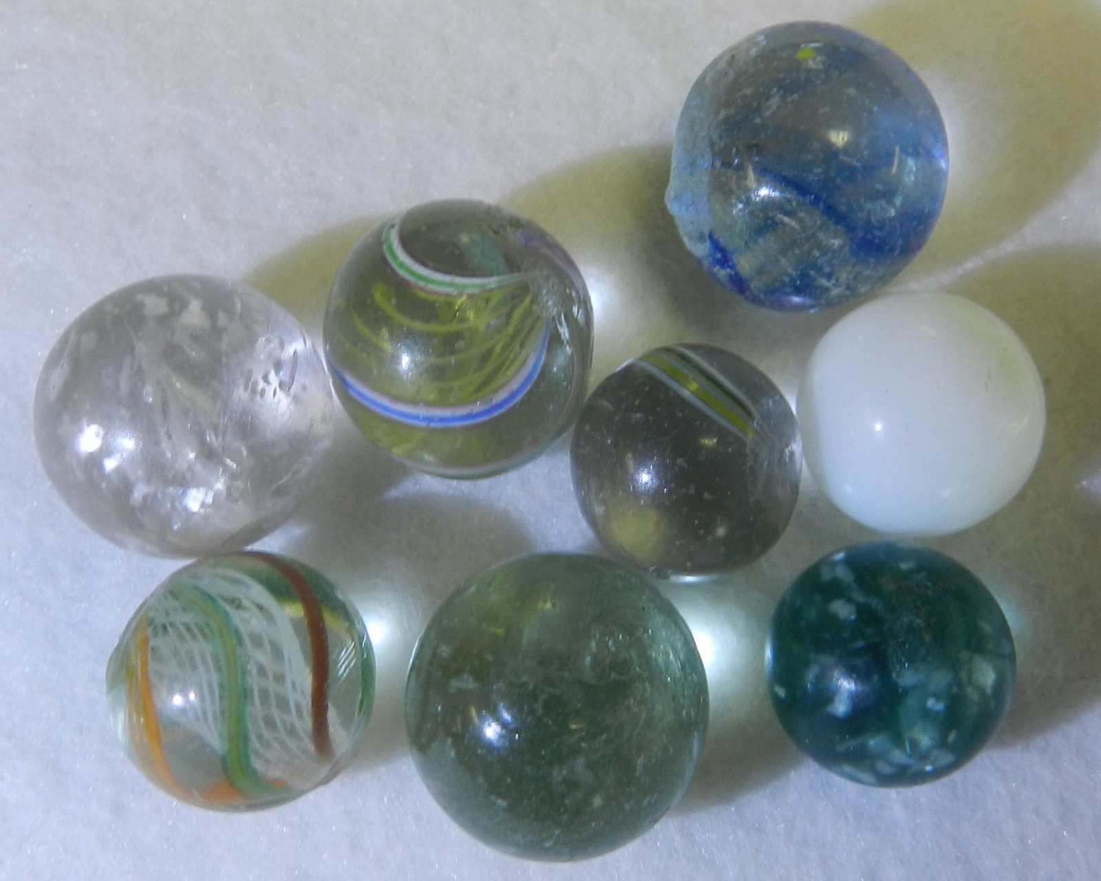#19585m Vintage Group or Bulk Lot of 8 German Handmade Marbles .57 to .70 Inches