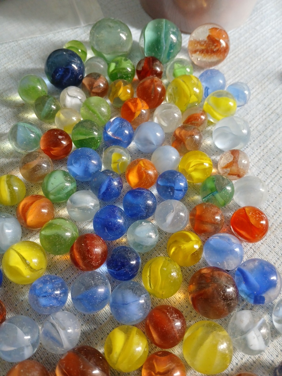 Lot of 80 Vintage CAT’S EYE Marbles – USED Good Condition From Marble Dig Lot 6