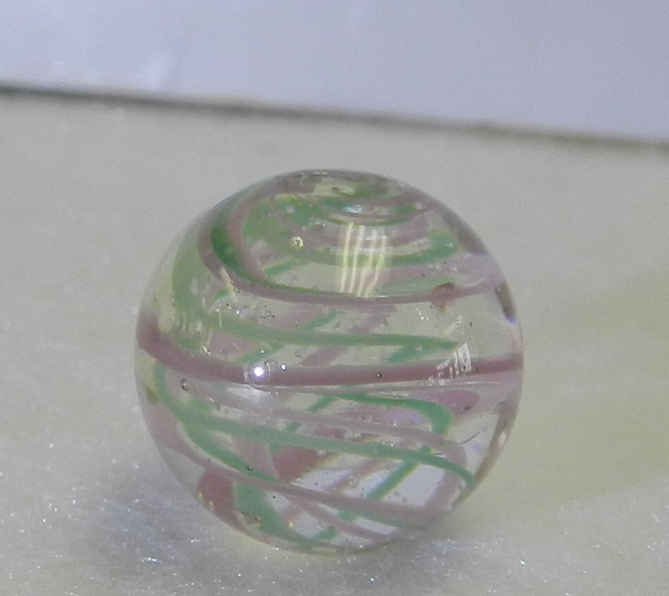 #17548m Tiny .55 Inches Handmade Contemporary Swirl Marble With Mica Mint