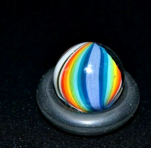 BRYAN TRILLAS GLASS MARBLE/.432″-WHITE STRIPE RAINBOW UV-NEON GREEN UNDER BLACKL