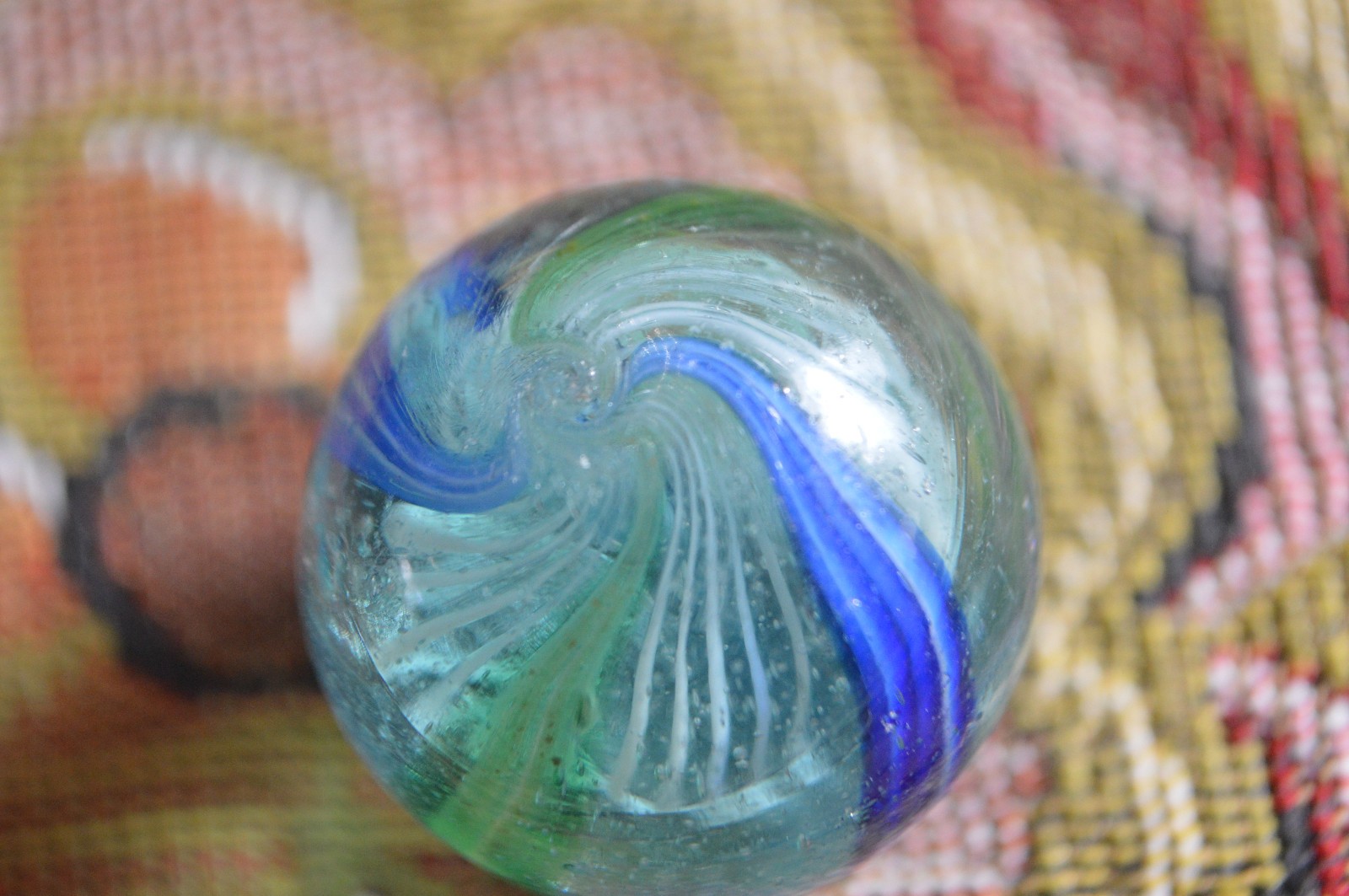 German swirl hand blown marble (ungraded)